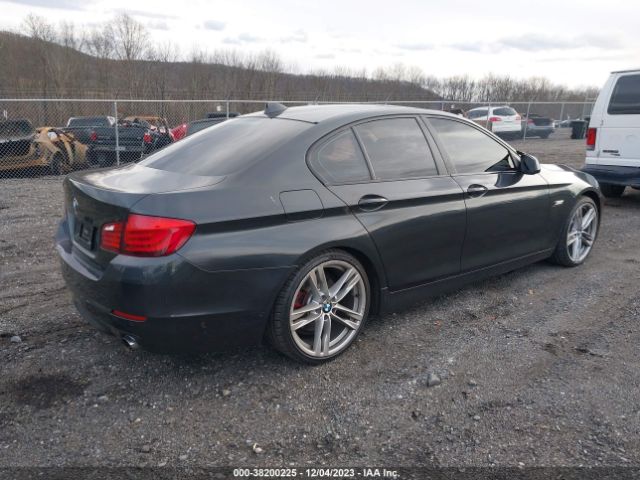 Photo 3 VIN: WBAFR7C55BC806785 - BMW 535I 