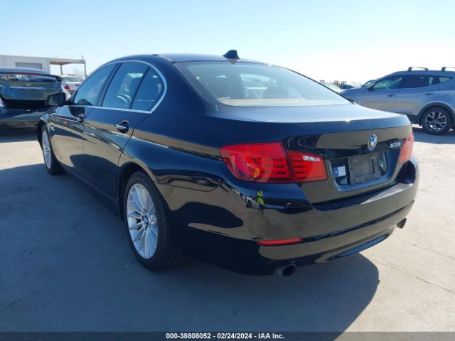 Photo 2 VIN: WBAFR7C55CC814208 - BMW 535I 