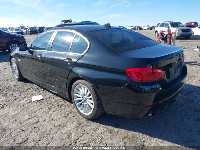 Photo 2 VIN: WBAFR7C55CC815729 - BMW 535I 