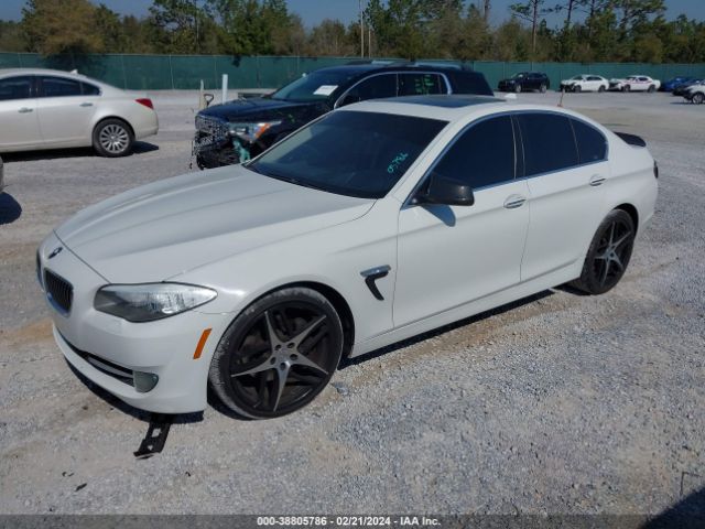 Photo 1 VIN: WBAFR7C55DC820608 - BMW 535I 