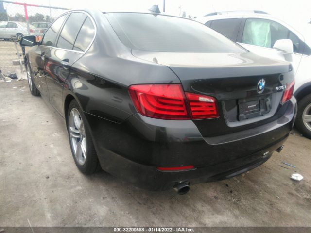 Photo 2 VIN: WBAFR7C56BC601833 - BMW 5 