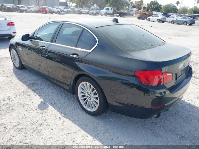 Photo 2 VIN: WBAFR7C56BC608121 - BMW 535I 