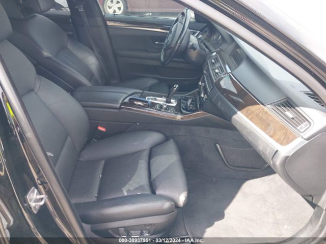 Photo 4 VIN: WBAFR7C56CC811057 - BMW 535I 