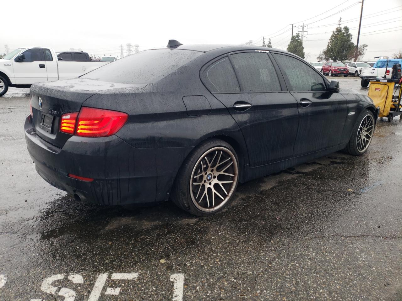 Photo 2 VIN: WBAFR7C56CC811687 - BMW 5ER 