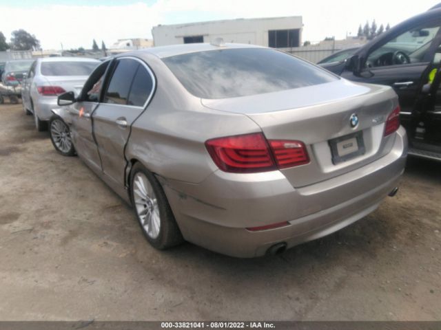 Photo 2 VIN: WBAFR7C56DC819306 - BMW 5 SERIES 