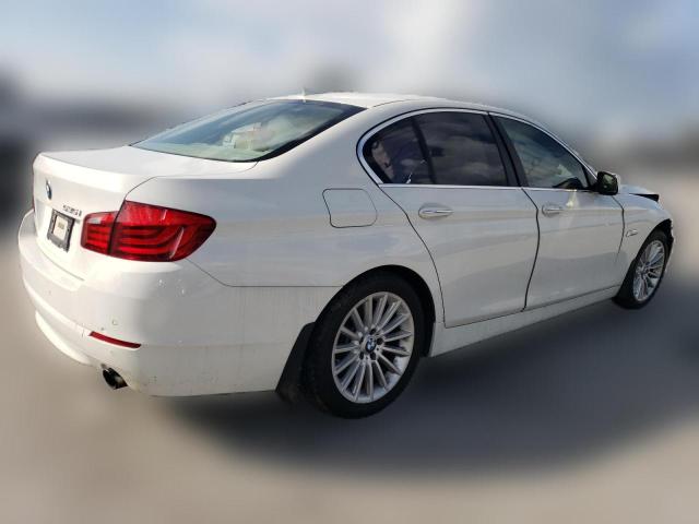 Photo 2 VIN: WBAFR7C57DC824580 - BMW 5 SERIES 