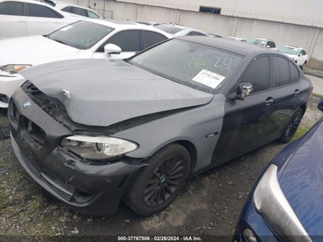 Photo 1 VIN: WBAFR7C57DC828788 - BMW 535I 