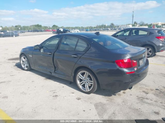 Photo 2 VIN: WBAFR7C57DC828967 - BMW 535 