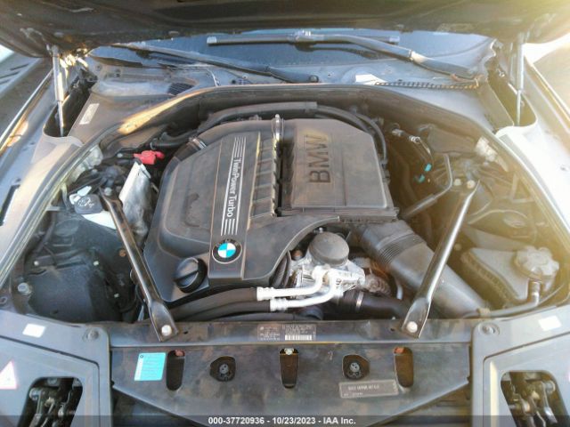 Photo 9 VIN: WBAFR7C58BC266137 - BMW 535I 