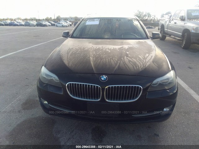 Photo 5 VIN: WBAFR7C58BC605334 - BMW 5 