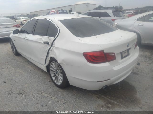 Photo 2 VIN: WBAFR7C58BC605835 - BMW 5 SERIES 