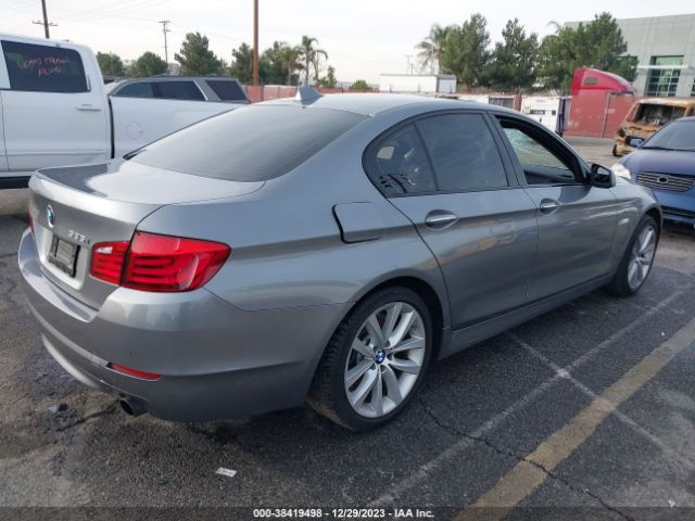 Photo 3 VIN: WBAFR7C58BC608234 - BMW 535I 