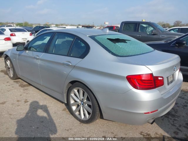 Photo 2 VIN: WBAFR7C58BC801001 - BMW 535I 