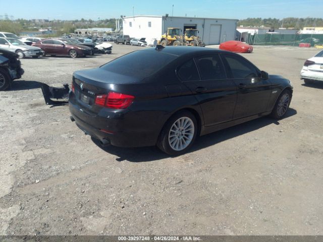 Photo 3 VIN: WBAFR7C58BC802147 - BMW 535I 