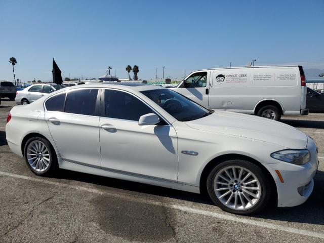 Photo 3 VIN: WBAFR7C58BC802827 - BMW 535 I 