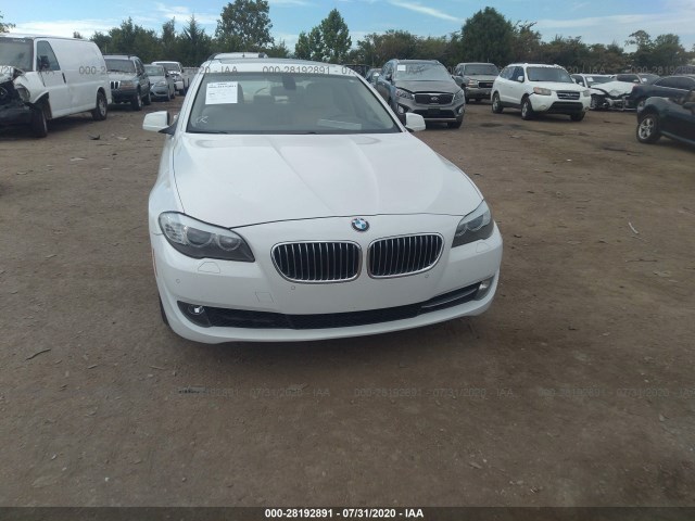 Photo 5 VIN: WBAFR7C59BC801024 - BMW 5 