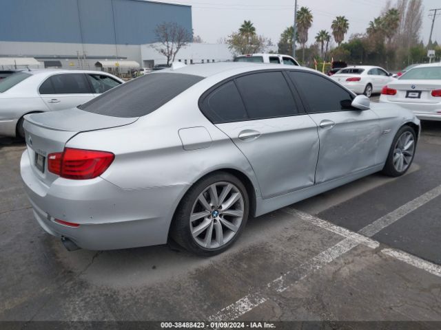 Photo 3 VIN: WBAFR7C59BC801539 - BMW 535I 