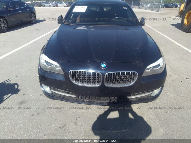 Photo 5 VIN: WBAFR7C59BC806806 - BMW 5 