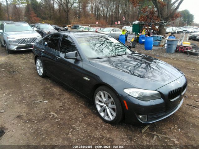 Photo 0 VIN: WBAFR7C5XBC607621 - BMW 535I 