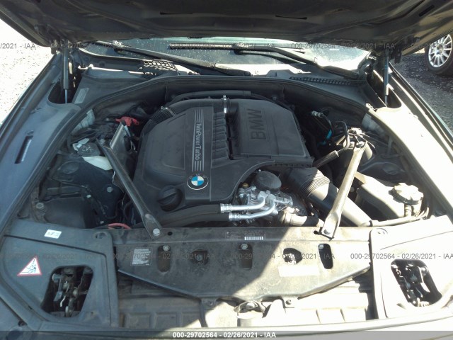 Photo 9 VIN: WBAFR7C5XBC805843 - BMW 5 