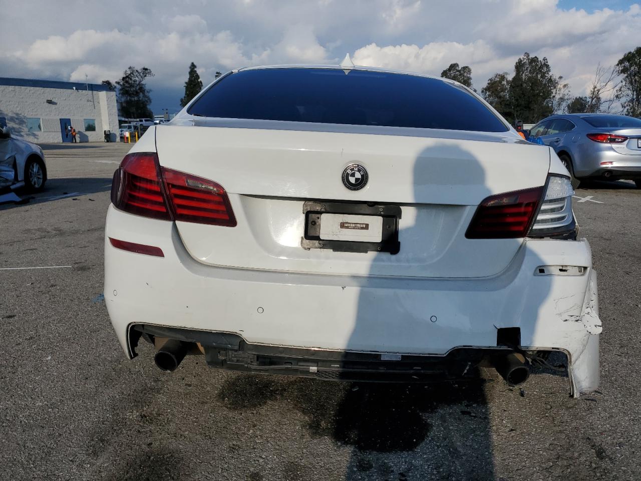 Photo 5 VIN: WBAFR7C5XDC827344 - BMW 5ER 