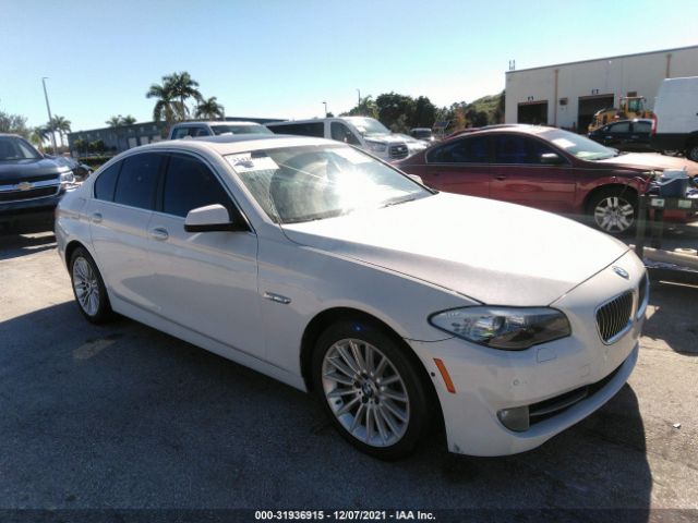 Photo 0 VIN: WBAFR7C5XDC828879 - BMW 5 