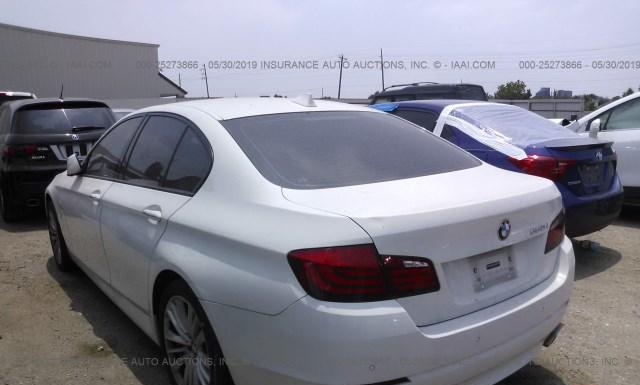 Photo 2 VIN: WBAFR9C50BC599735 - BMW 550 