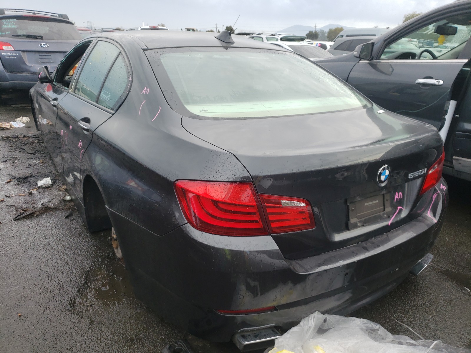 Photo 2 VIN: WBAFR9C50BC618042 - BMW 550 I 