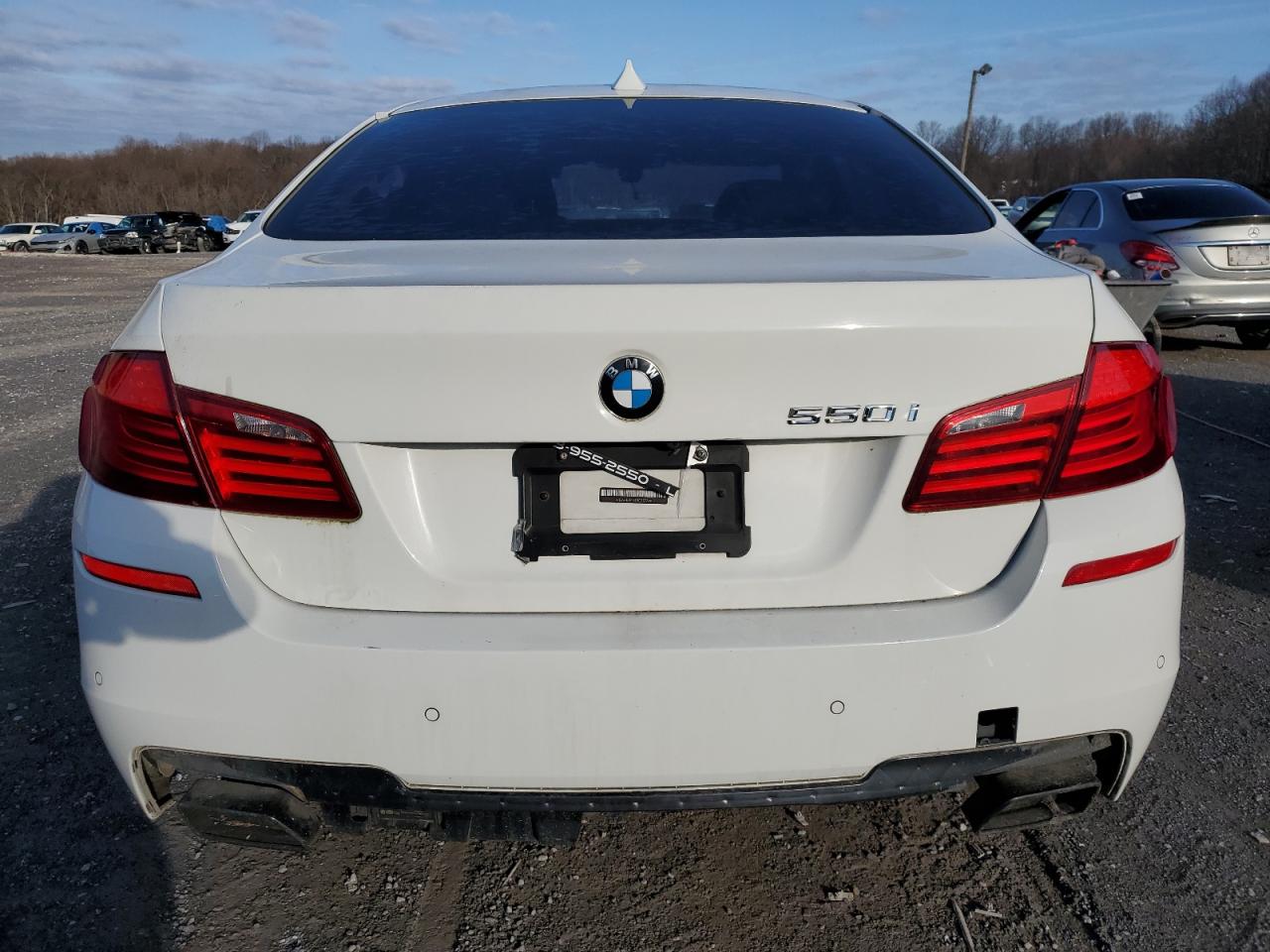 Photo 5 VIN: WBAFR9C51BC757709 - BMW 5ER 