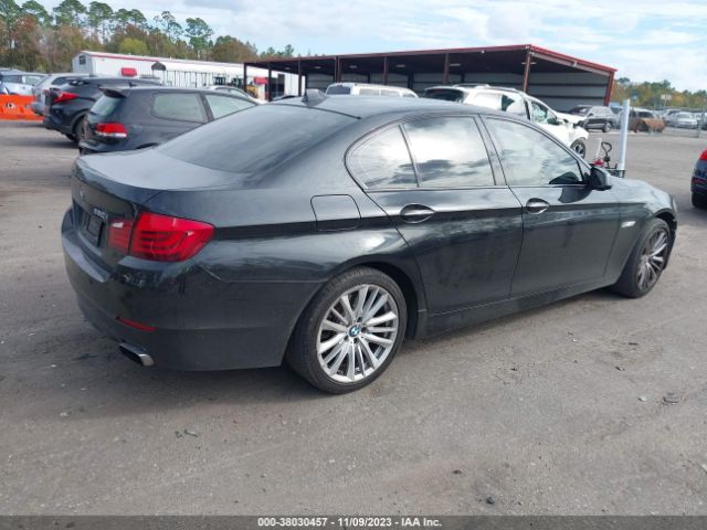 Photo 3 VIN: WBAFR9C54BC617587 - BMW 550I 