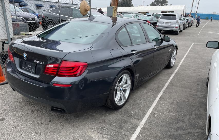 Photo 3 VIN: WBAFR9C54DDX80043 - BMW 550 I 