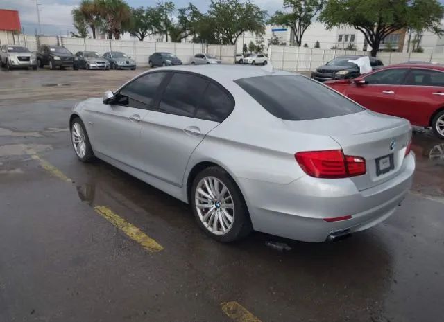 Photo 2 VIN: WBAFR9C55BC270562 - BMW 5 SERIES 