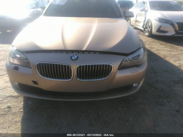 Photo 5 VIN: WBAFR9C55BC599438 - BMW 5 SERIES 