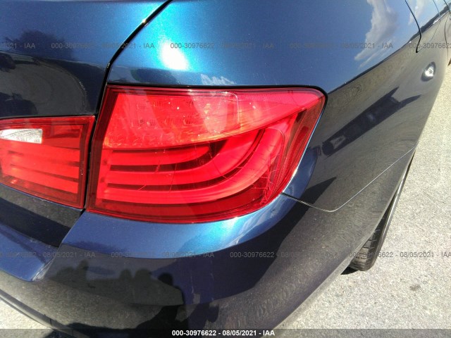 Photo 5 VIN: WBAFR9C55BC618134 - BMW 5 