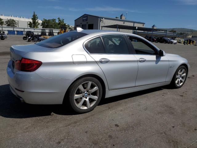 Photo 2 VIN: WBAFR9C55DD226719 - BMW 5 SERIES 