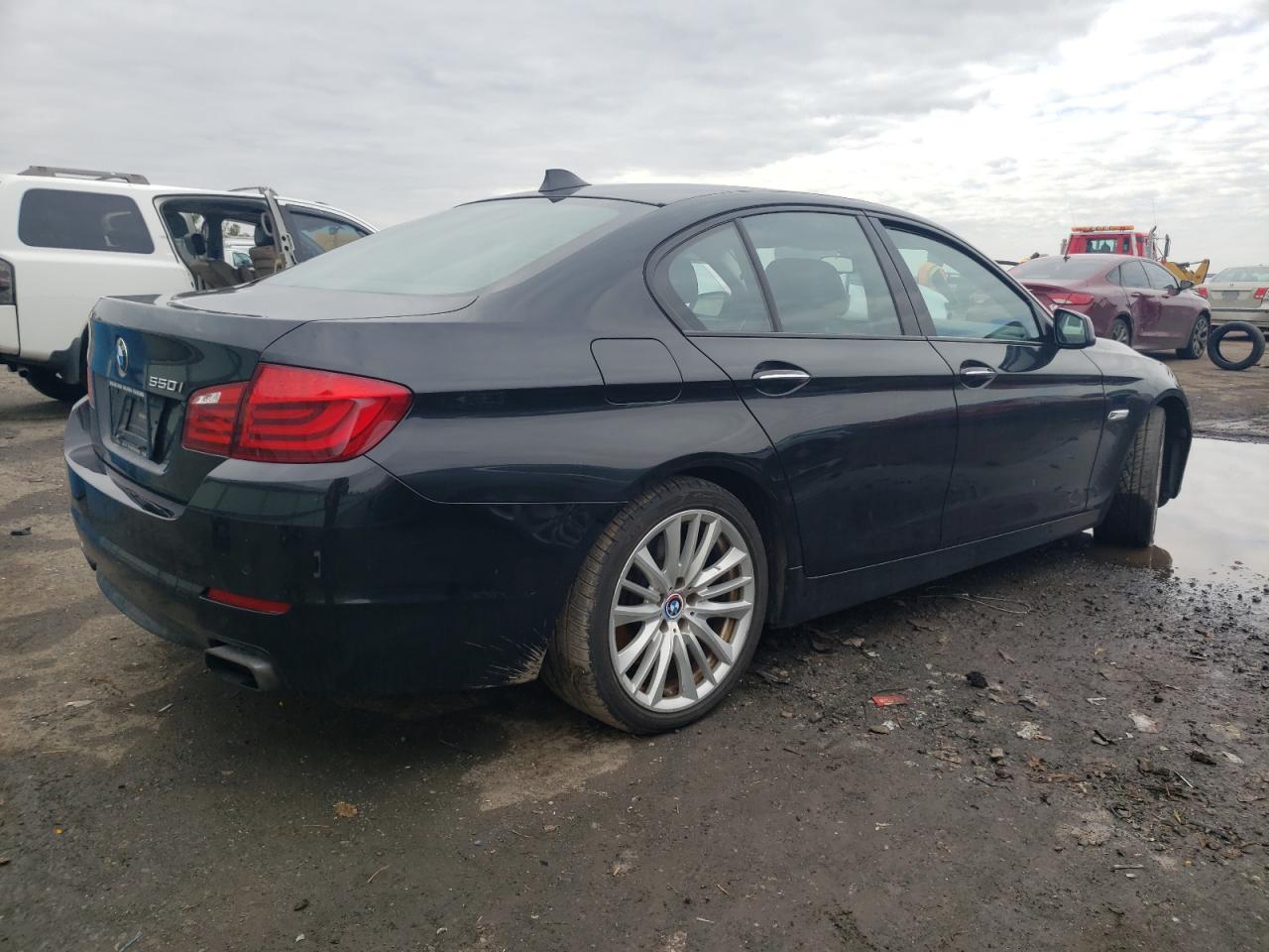 Photo 2 VIN: WBAFR9C58BC617575 - BMW 5ER 