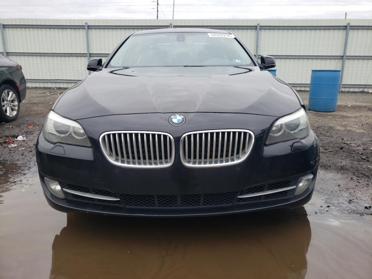 Photo 4 VIN: WBAFR9C58BC617575 - BMW 5ER 