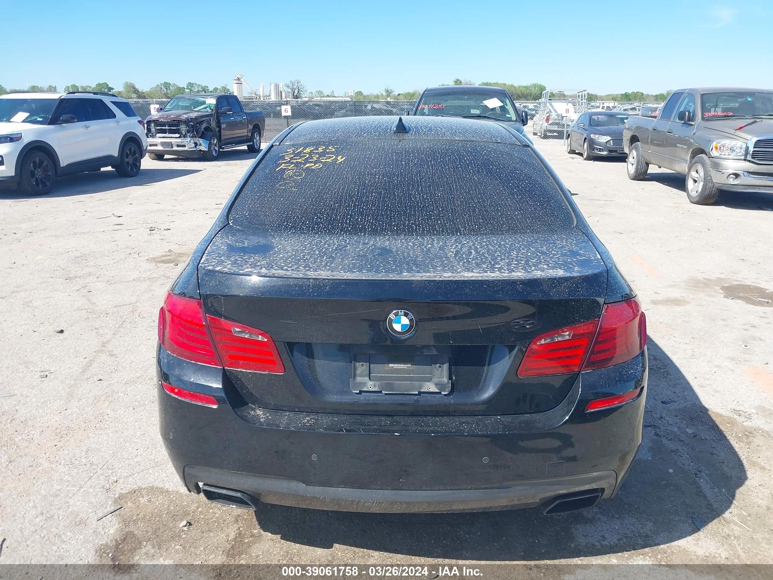 Photo 15 VIN: WBAFR9C59CDX78738 - BMW 5ER 