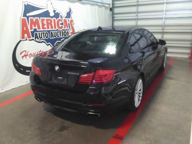 Photo 7 VIN: WBAFR9C5XBC599595 - BMW 5 SERIES 