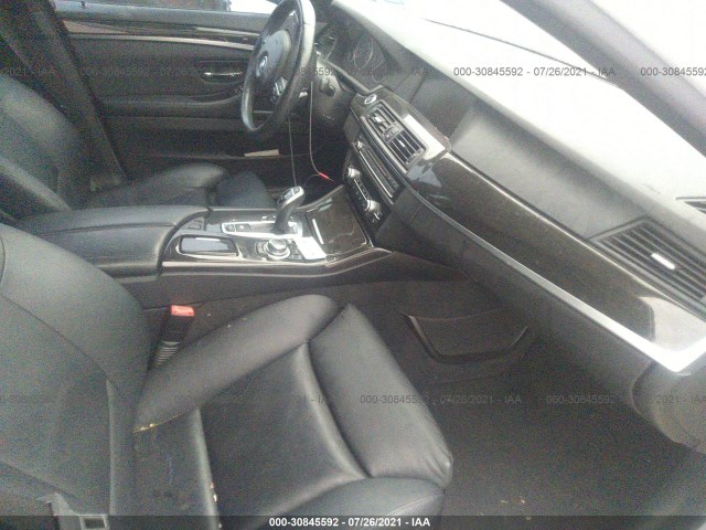 Photo 4 VIN: WBAFR9C5XBC758647 - BMW 5 