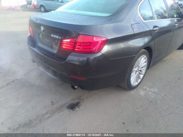 Photo 5 VIN: WBAFU7C50BC872465 - BMW 5 