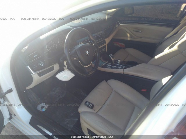 Photo 4 VIN: WBAFU7C50BC873745 - BMW 5 