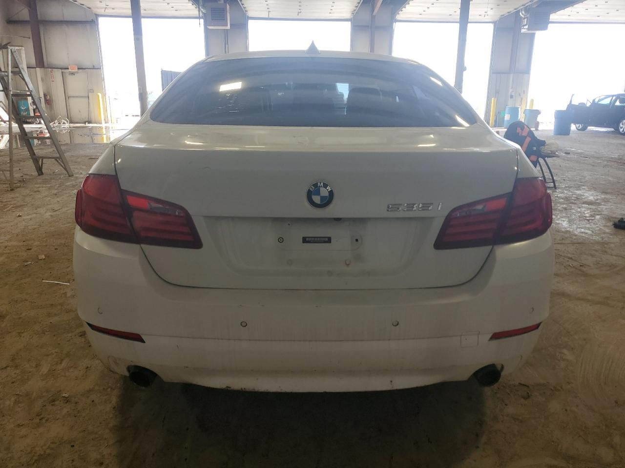 Photo 5 VIN: WBAFU7C50CDU64415 - BMW 5ER 