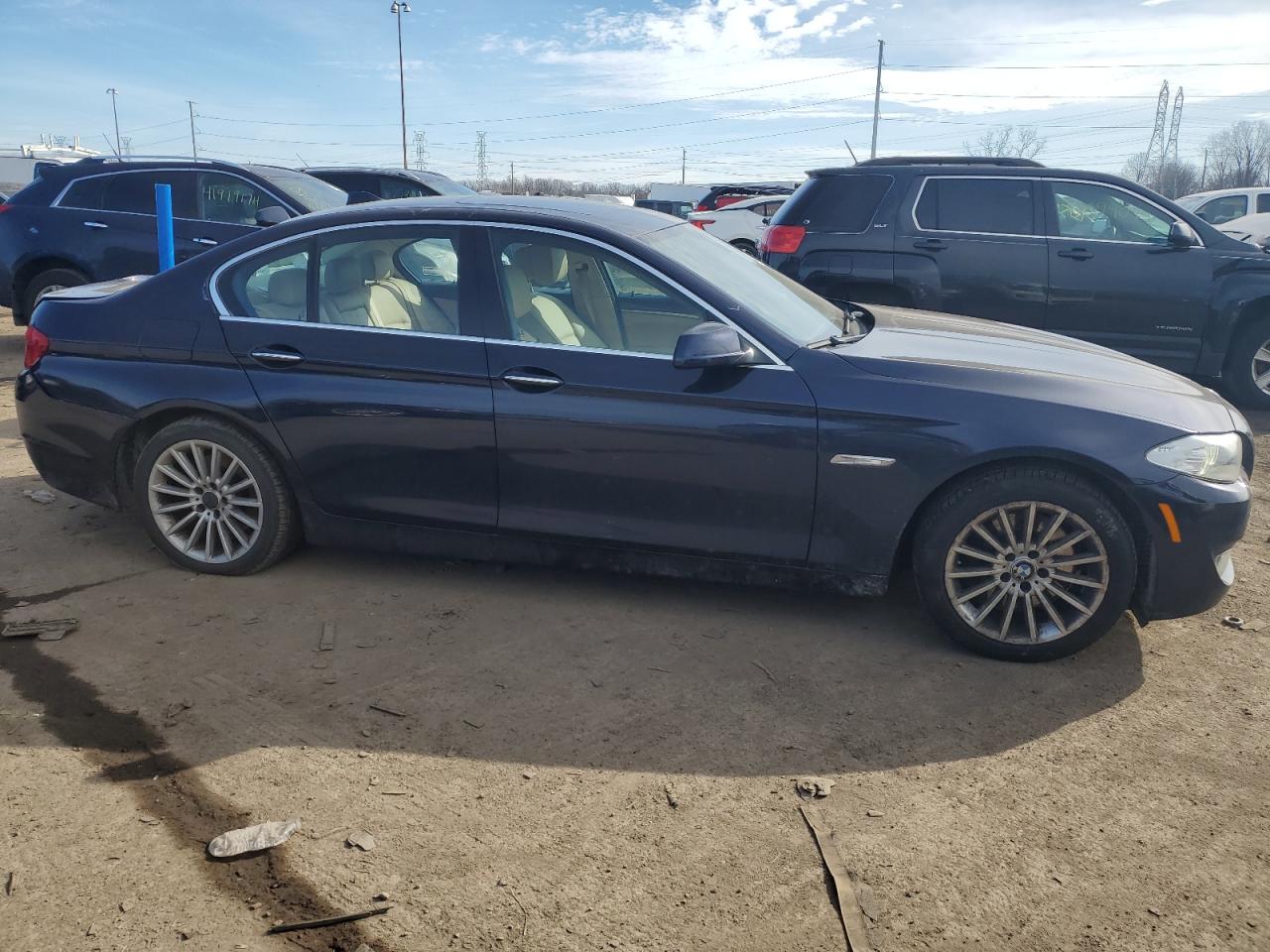 Photo 3 VIN: WBAFU7C50DDU68370 - BMW 5ER 