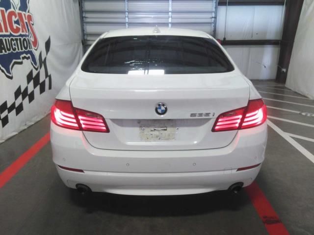 Photo 2 VIN: WBAFU7C51BC875570 - BMW 5 SERIES 