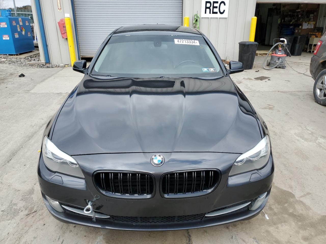 Photo 4 VIN: WBAFU7C51BC876444 - BMW 5ER 