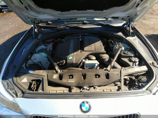 Photo 9 VIN: WBAFU7C51CDU57084 - BMW 535I 