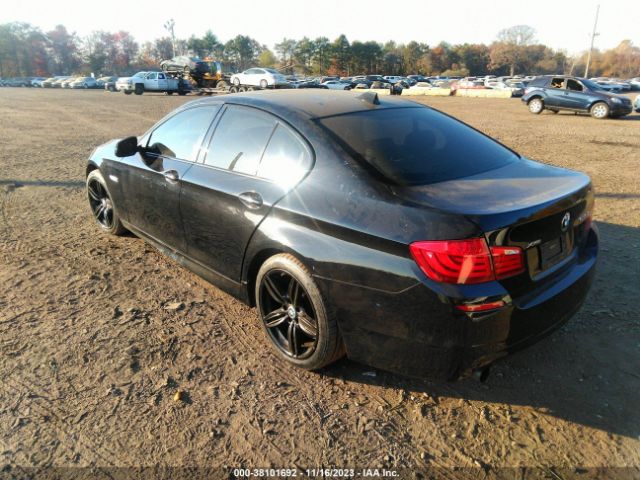 Photo 2 VIN: WBAFU7C51DDU72475 - BMW 535I 