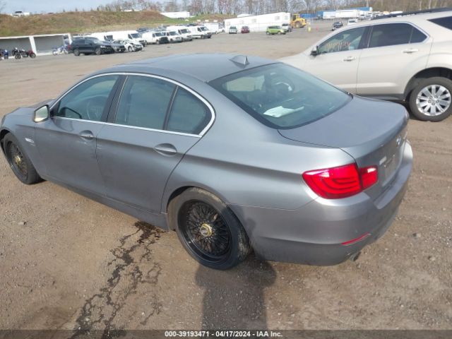 Photo 2 VIN: WBAFU7C52BC874802 - BMW 535I 