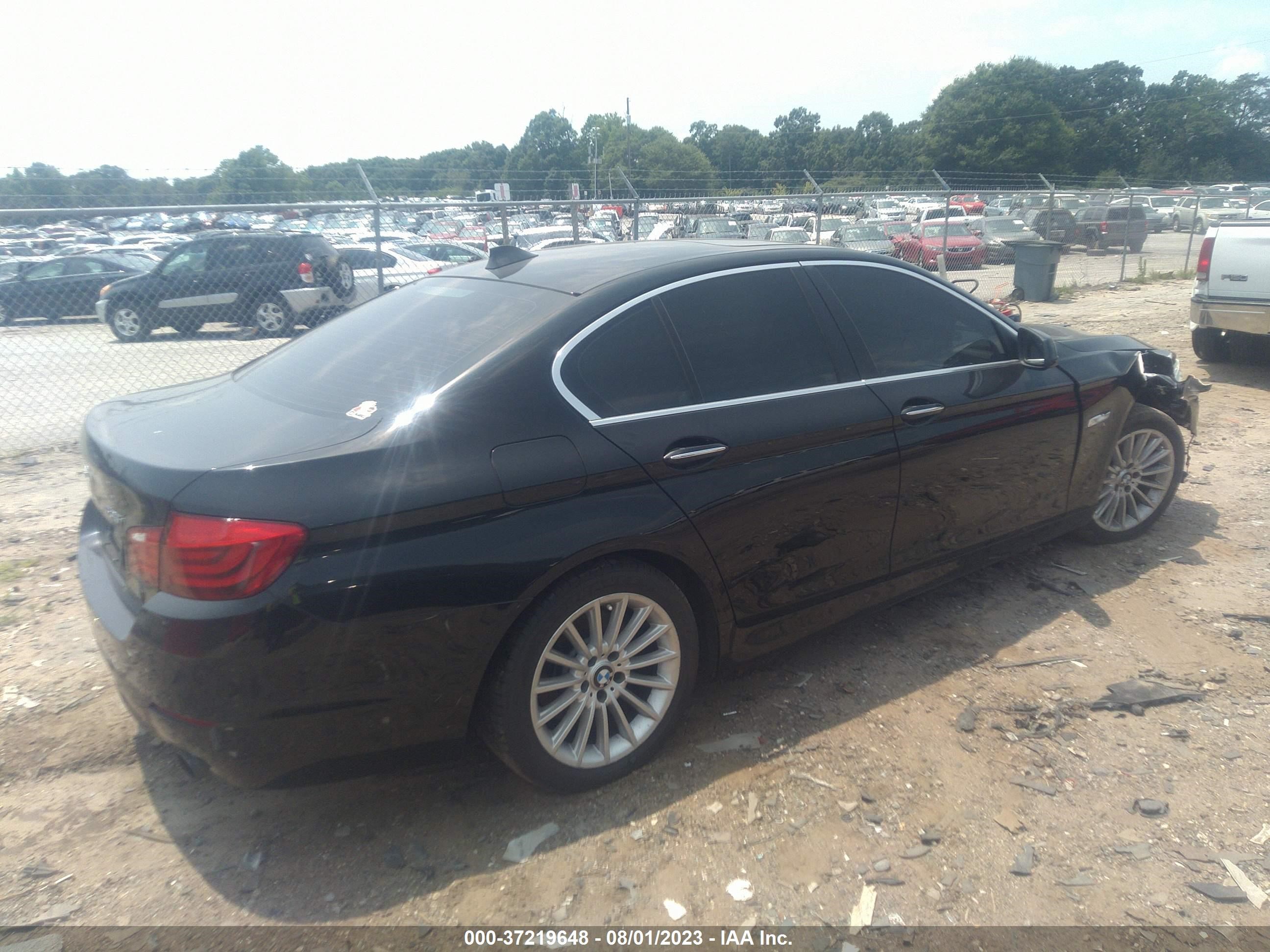 Photo 3 VIN: WBAFU7C52DDU67544 - BMW 5ER 